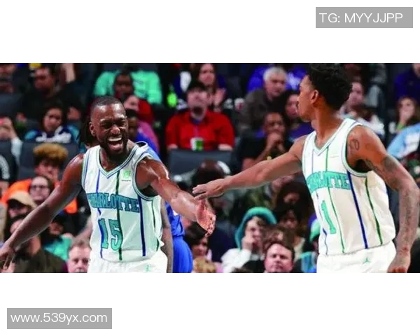 年薪2048万美金，4项生计新高！NBA最强引援诞生，他能进全明星